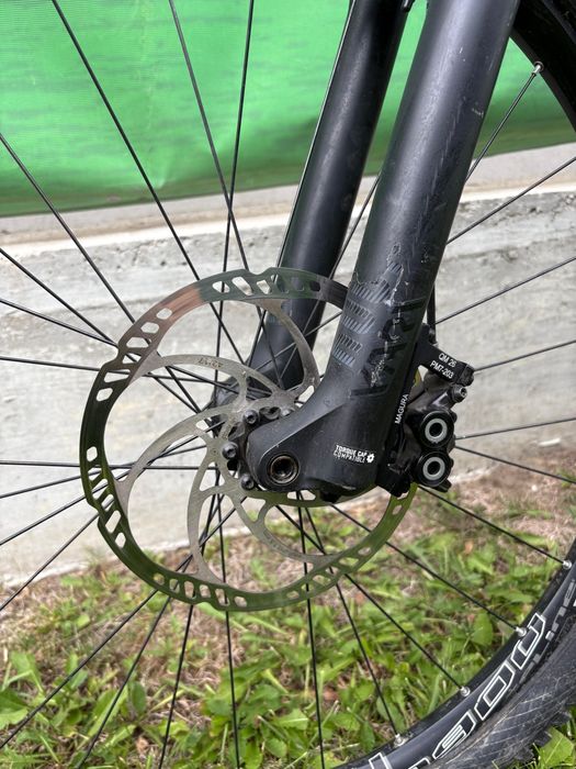 Bicicleta electrica enduro canyon spectral:ON