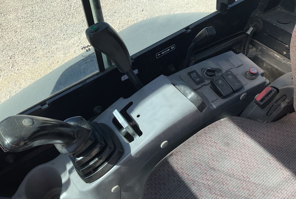 Miniexcavator Kubota U27-4, an 2019