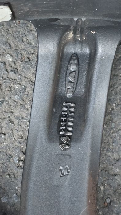 Titlu: Jante Mitsubishi R19 + anvelope 225/55/19 M+S