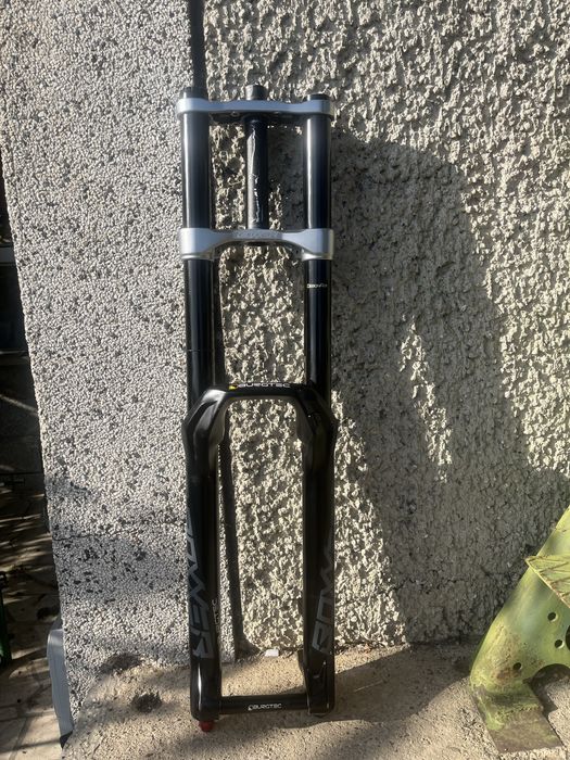Вилка за велосипед rock shox boxxer 2021 200 mm
