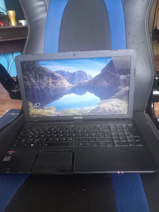 laptop Toshiba amd