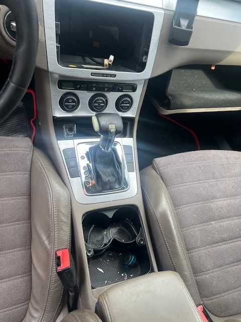Dezmembrez Passat B6 break 2.0 tdi 140 cp,BKP,cutie DSG HXS/HQL LC8Z