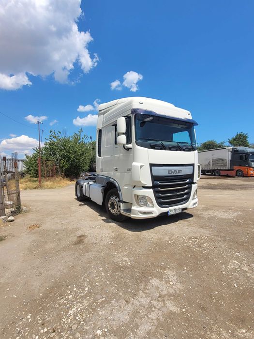 Cap Tractor DAF XF106.460 cu semiremorca containere SCHMITZ