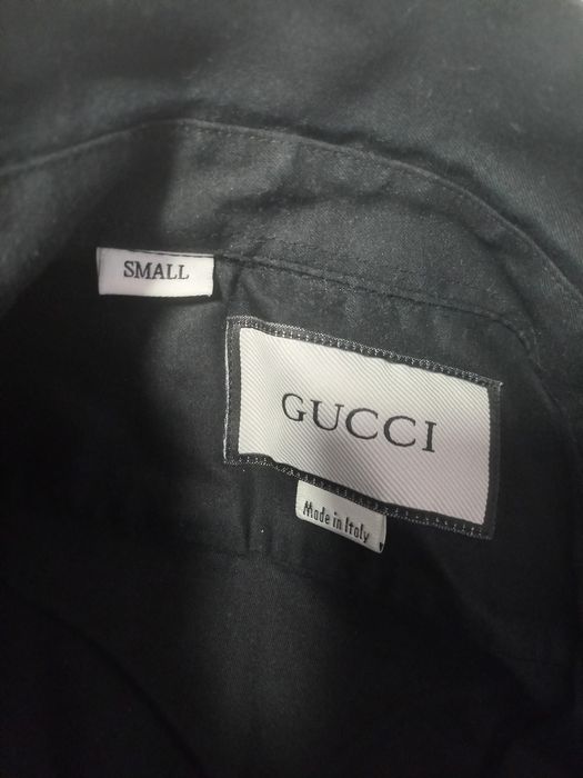 Риза Gucci         .