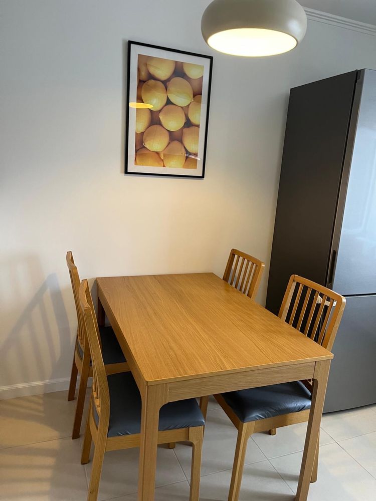 Masa si scaune Ikea