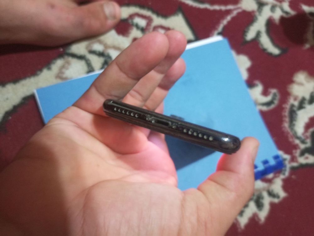 iphone x 256 talik ekran almashgan batera almashgan orginal qoyilgan