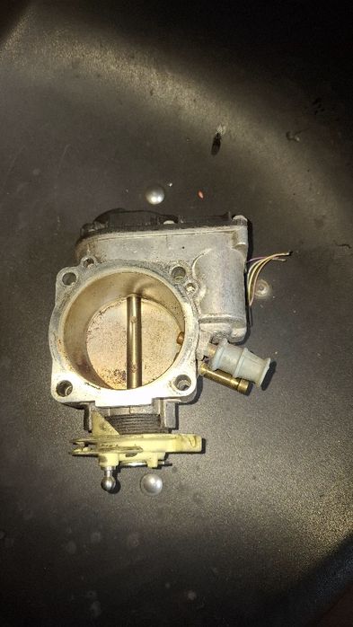 Продам дроссельной заслонка
