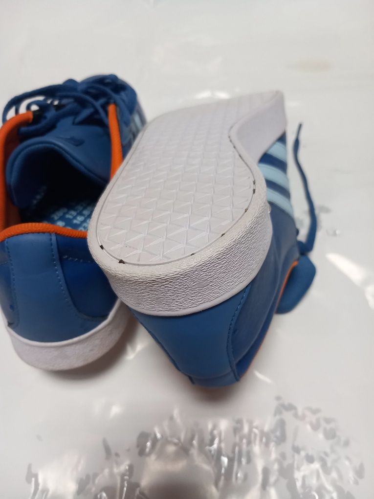 Adidas.   .         .
