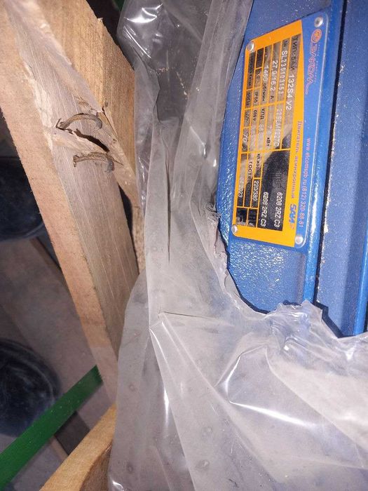 Электродвигатели общепромышленные серии 5АИ ( АИР)  1,1-350квт