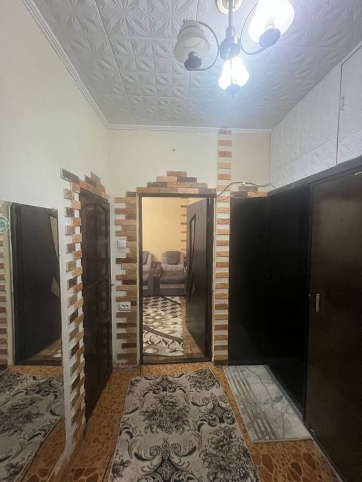 Продам чил 17кв 3 хона 2 этаж 4 этажлий дом