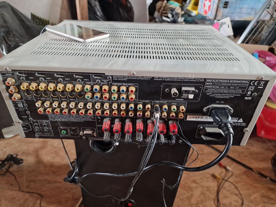 Statie Amplificator receiver NAD T 737