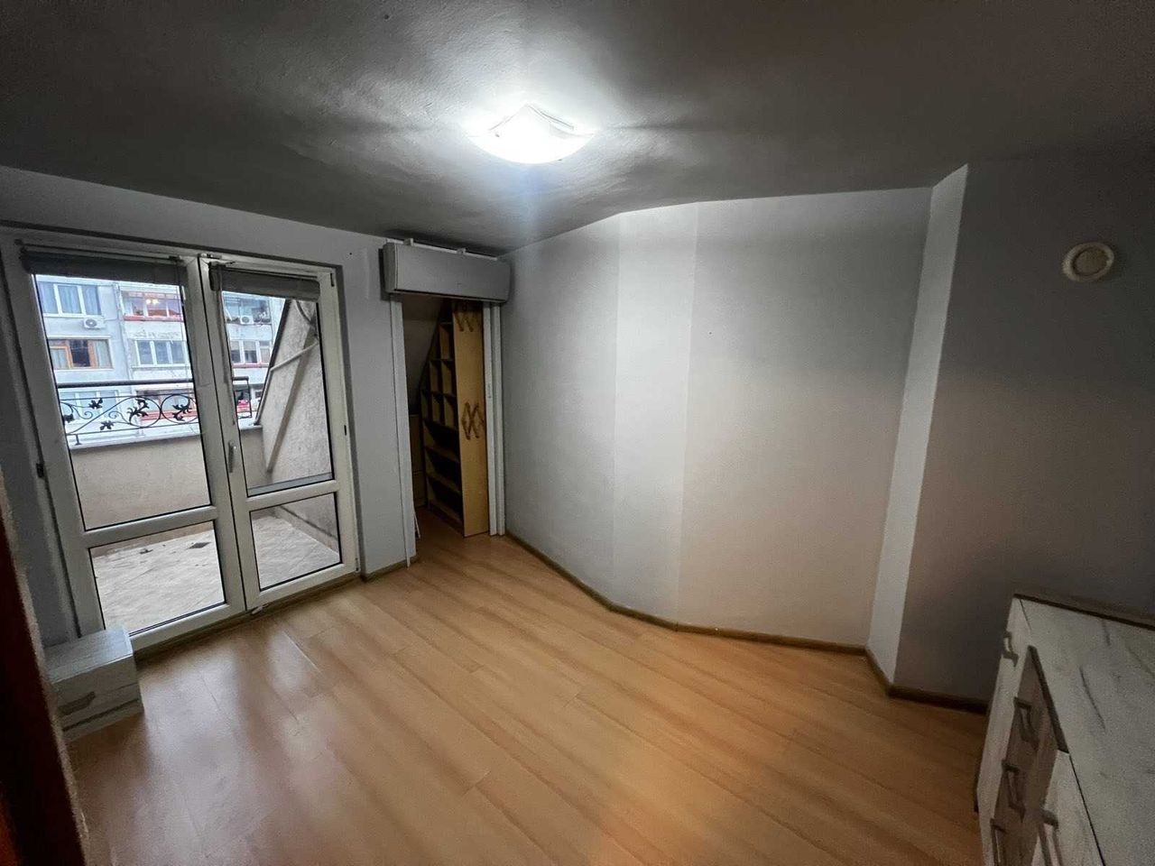 Продава се Двустаен апартамент в София, Център - 60 кв.м за 3000 €/кв.м - Снимка #10