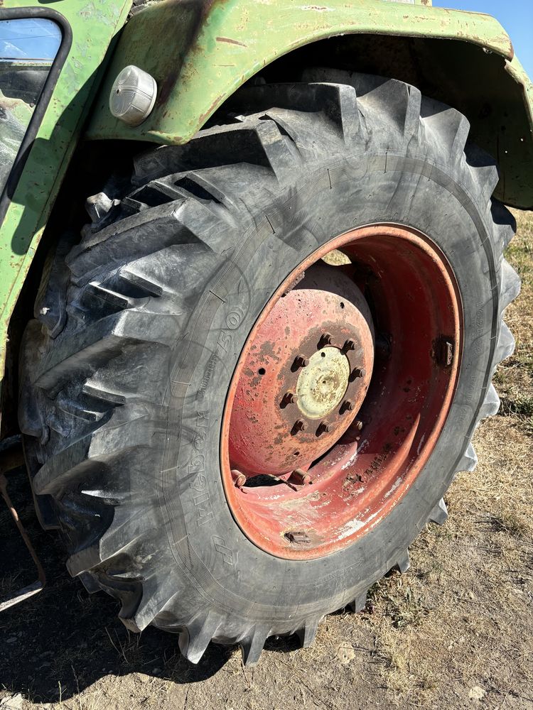 Tractor Fendt Farmer 4X4
