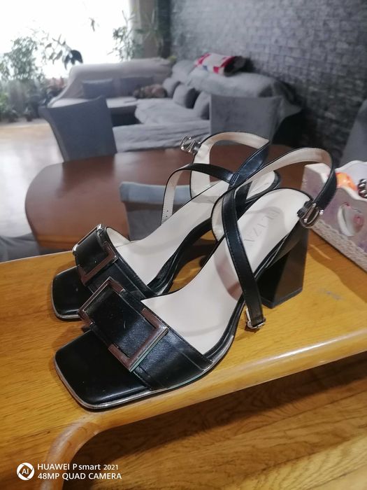 Сандали - 39 номер