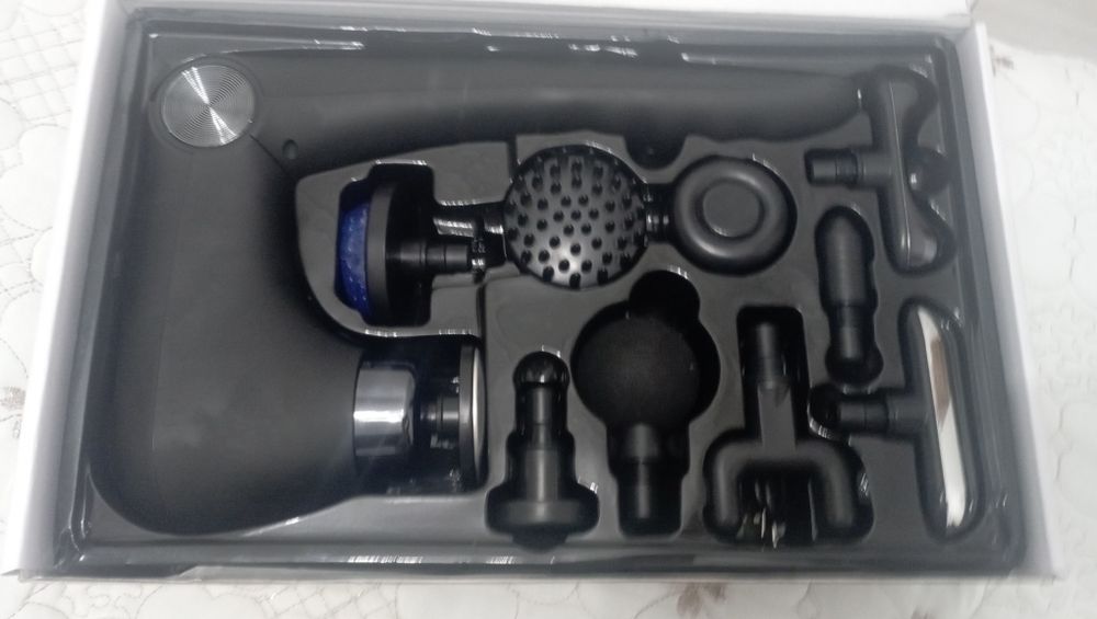 Массажер немецкий новый 10  насадок