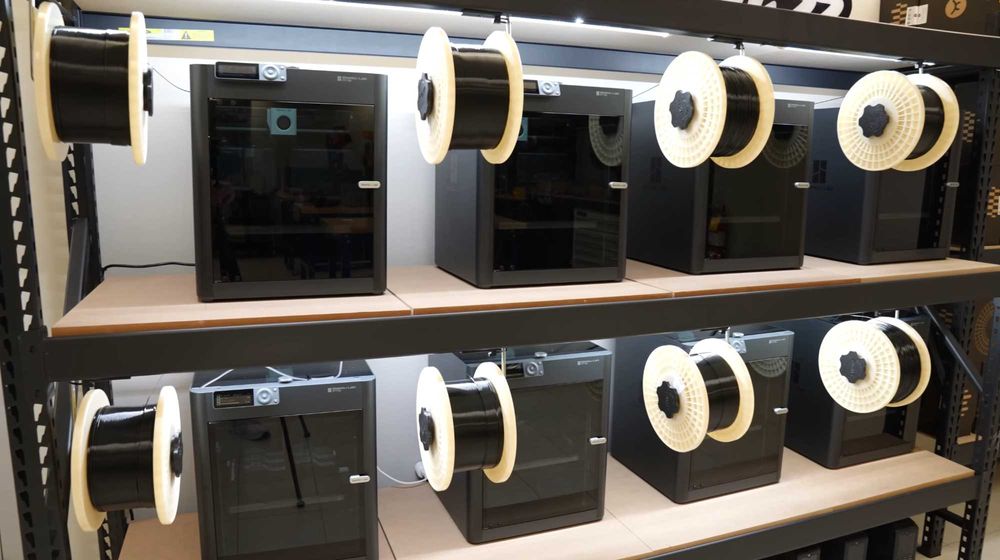 Printare 3D (FDM & SLA) + proiectare CAD, carcase & PCB