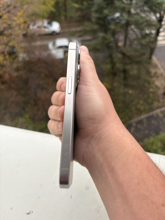 iPhone 15 Pro -128 Gb Natural Titanium