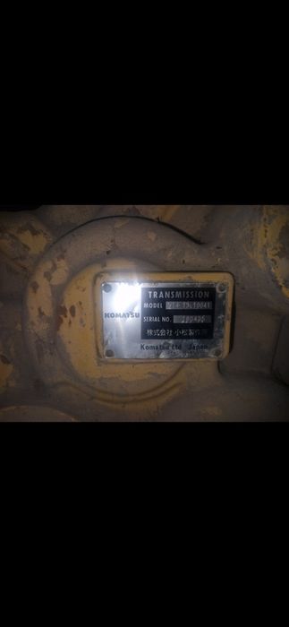 Трансмиссия  погрузчика Komatsu Фронтальный погрузчик Komatsu WA250-3