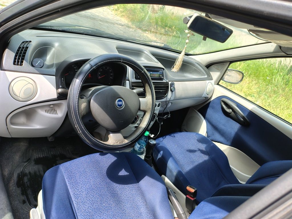 Vând Fiat Punto, motor 1.3 diese