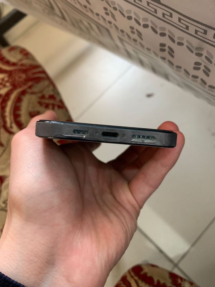 Iphone 13 black 128gb