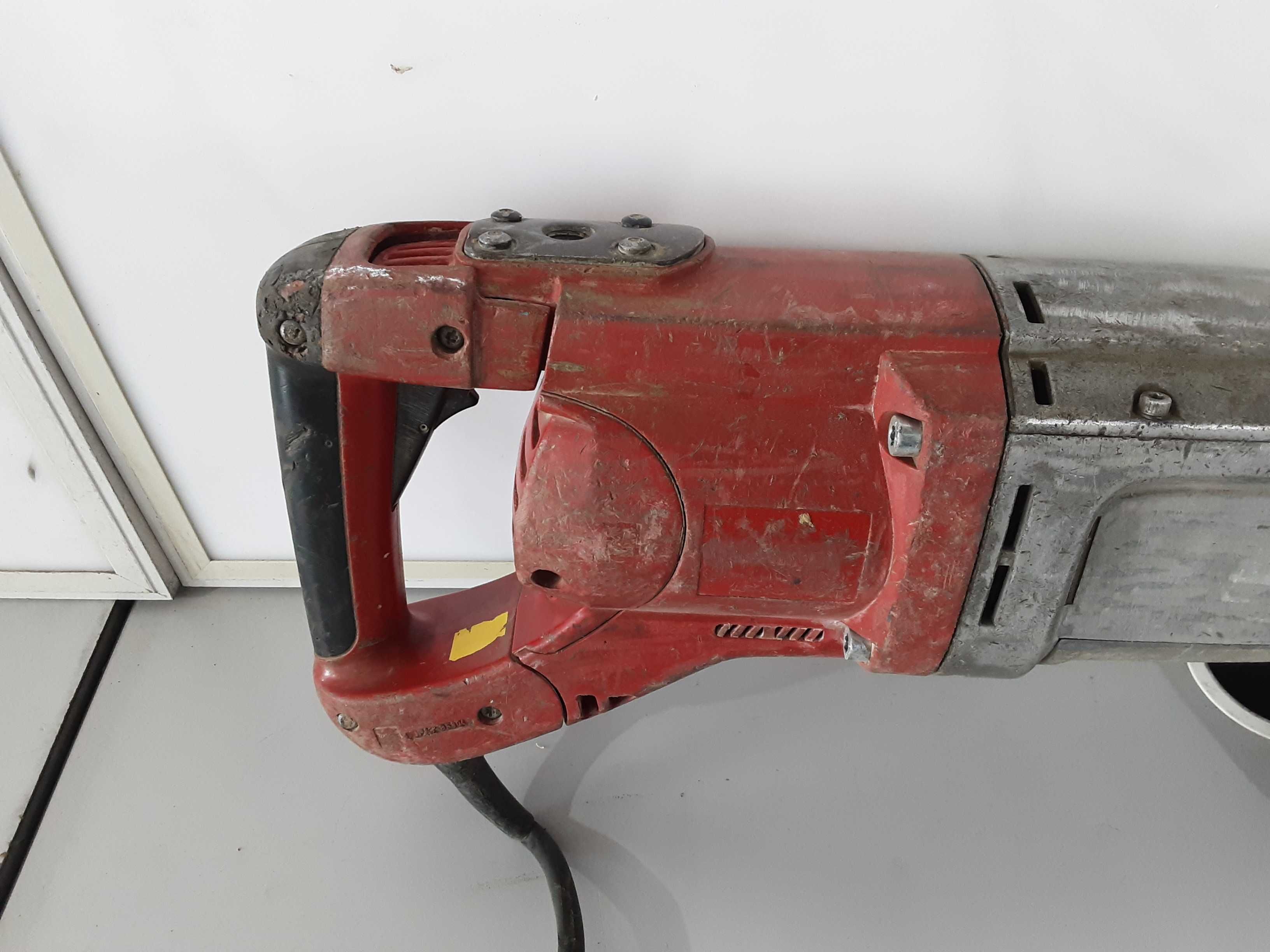 Къртач - Milwaukee 110V / 1600 W