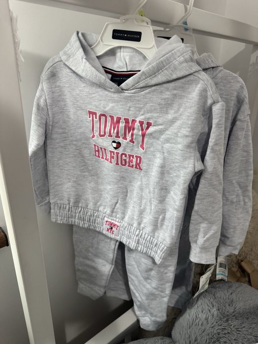 Tommy Hilfiger - комплект