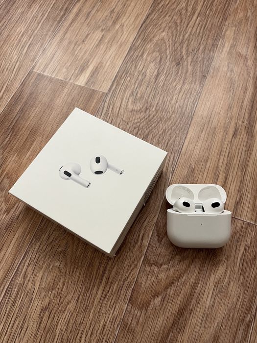 Продам AirPods 3 original