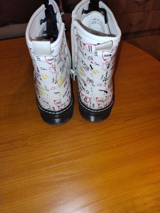 Боти за момиче номер 33