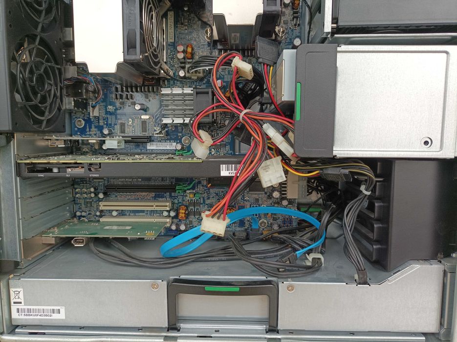 Работна станция HP Z600; 48GB RAM; M4000 8GB; 2x Xeon E5649