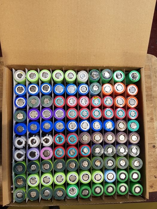 100 buc.acumulatori 18650 diferiti din dezmembrari