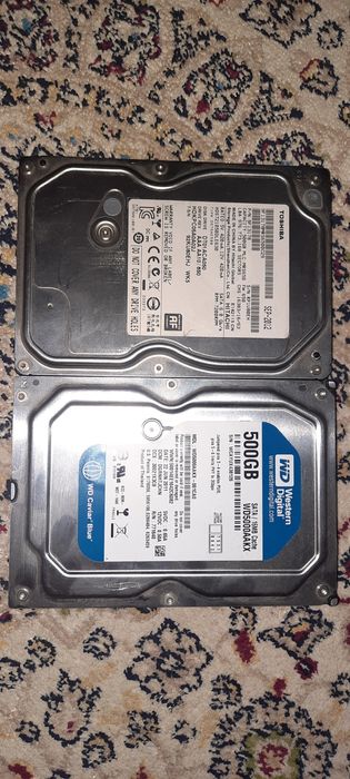 Жосткие диски 2 шт