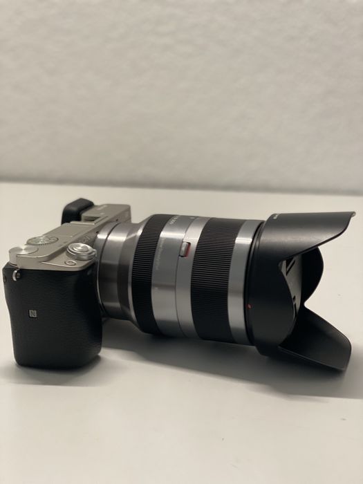 Sony A6000+sony 18-200mm [f3.5-f6.3]