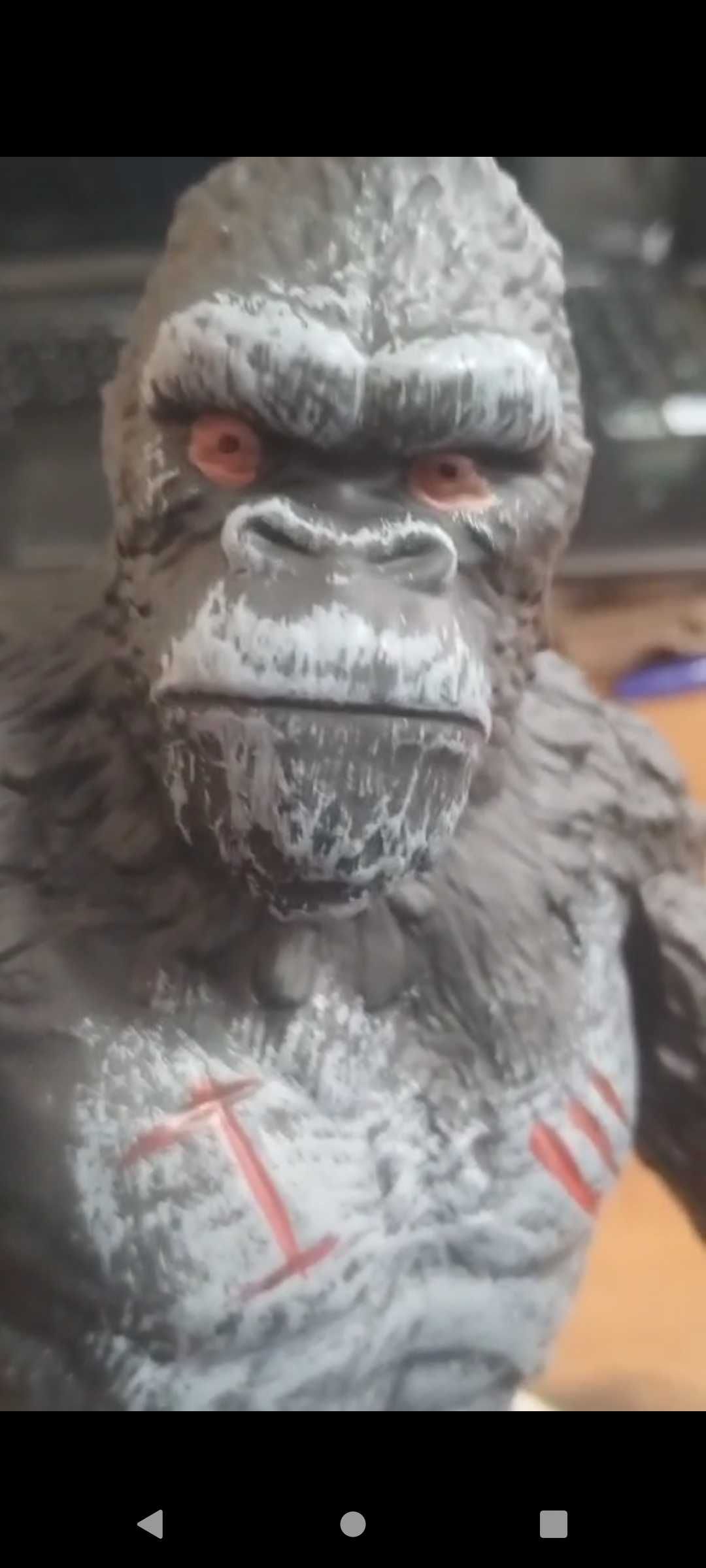 Gorila King Kong cu articulatii