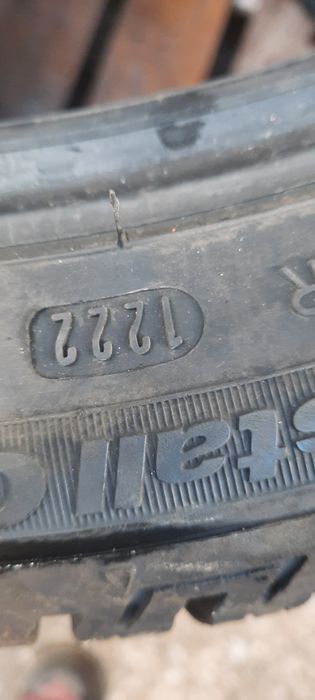 2 броя зимни гуми 225 45 17 fulda 8mm