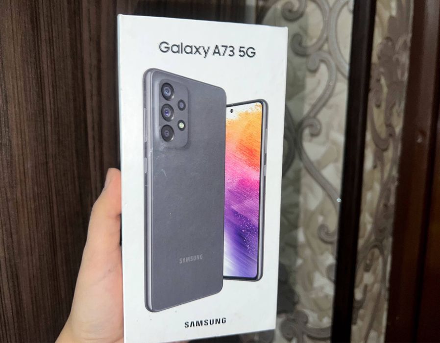 Srochna telefon sotiladi