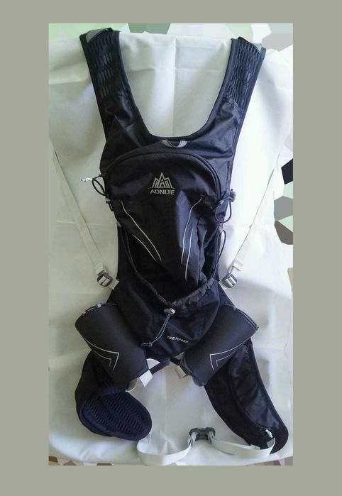 Aonijie Раница за Планинско Бягане Маратон Ултра Колоездене 15л Супер