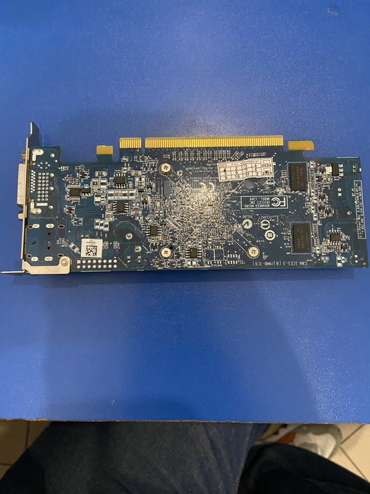 Placa video AMD RADEON HD7450