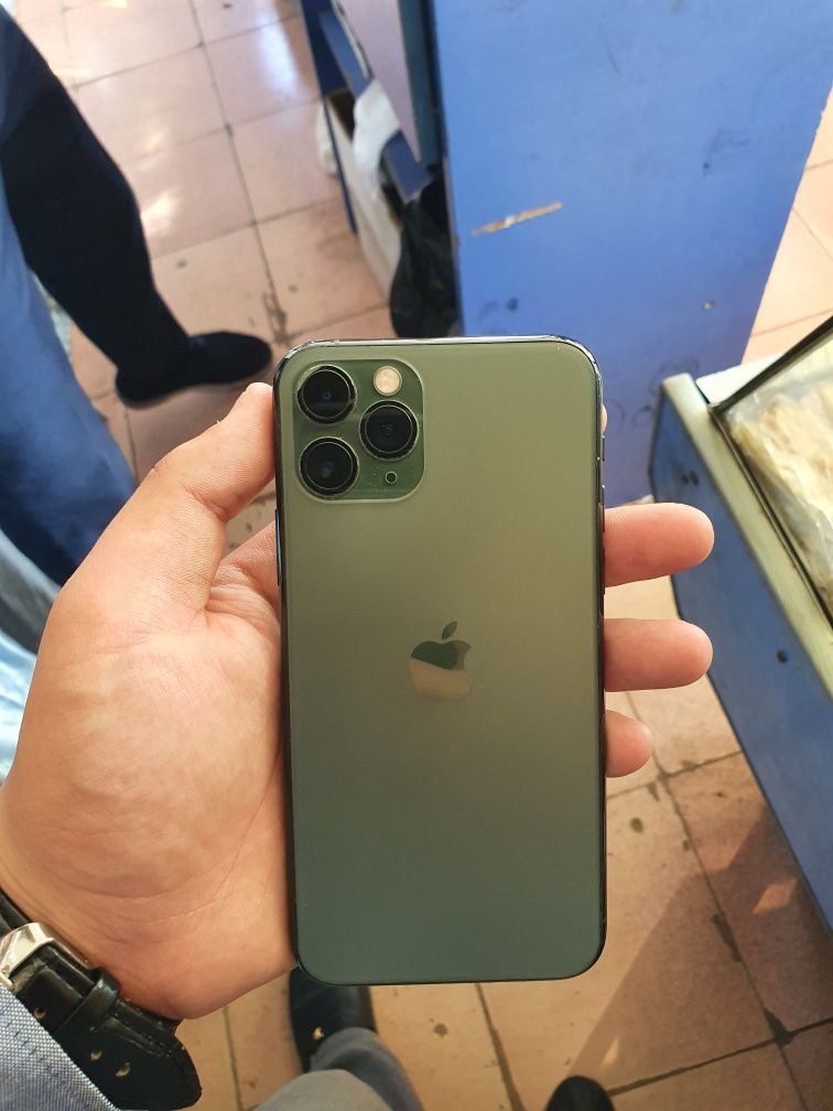 iPhone 11 pro 79% yomks