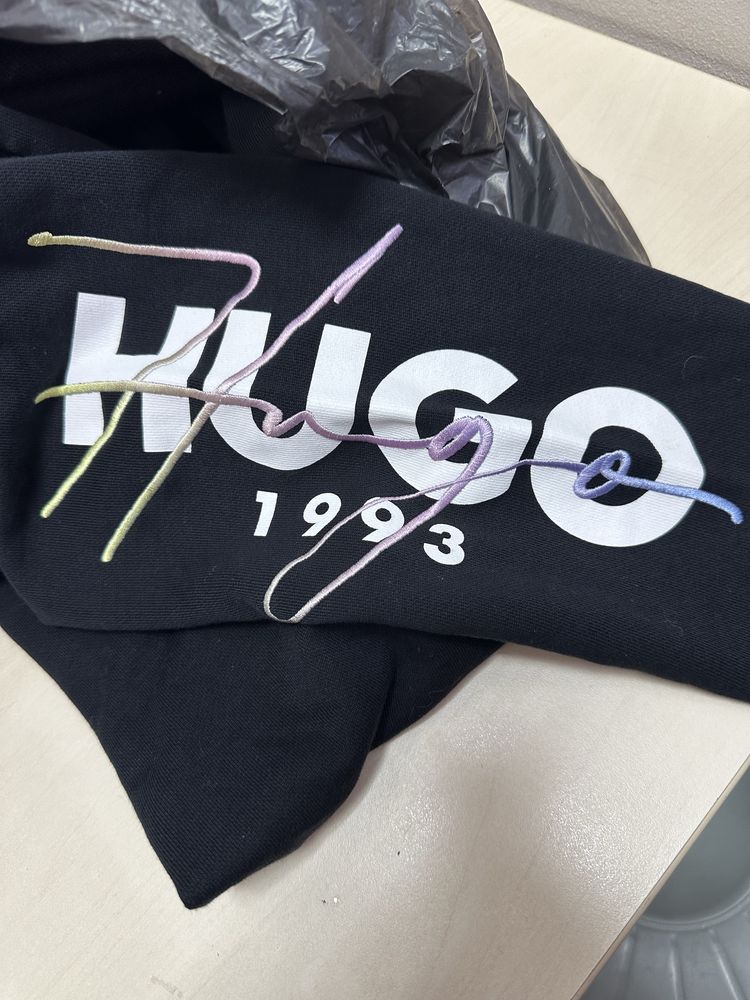 Дамско късо худи HUGO