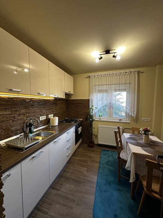 Inchiriez apartament 2 camere Alfa