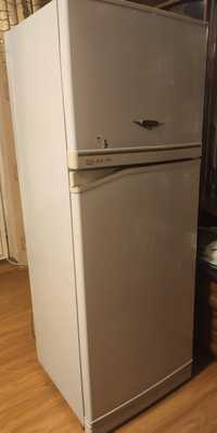 Холодильник Daewoo FR-440