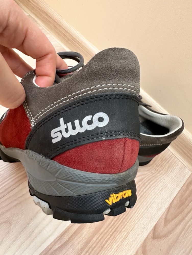 Туристически обувки трекинг Stuco Vibram Швейцария