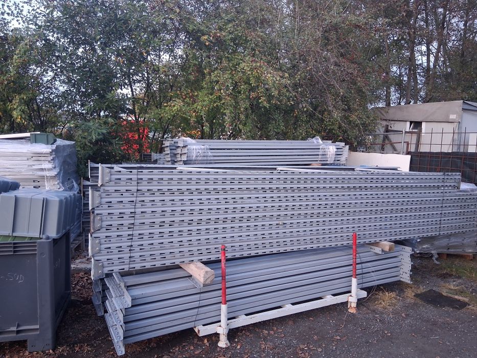 Rafturi metalice