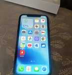 Продавам айфон 11 64gb. Черен