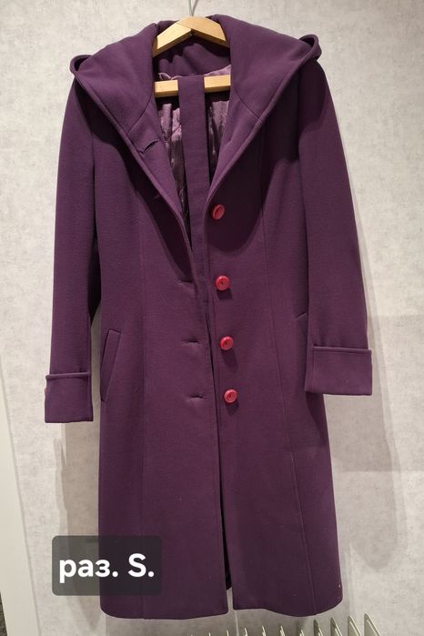 Женское пальто раз s