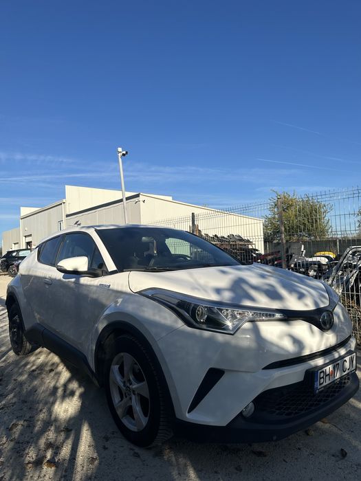Toyota CHR CH-R 2018 1.8 HIBRID avariat / avariata