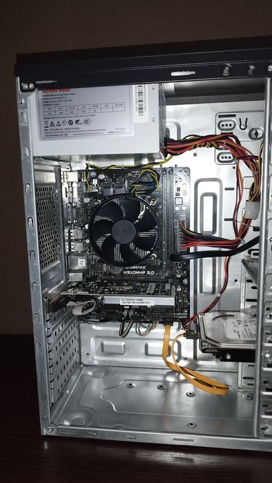 H310 i5-9400 (полный комплект: процессор, монитор, клавиатура+мышь)