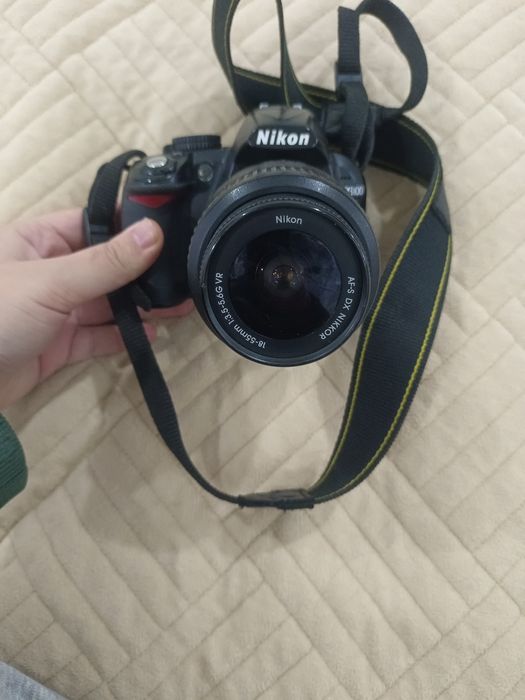 Камера Nikon D3100