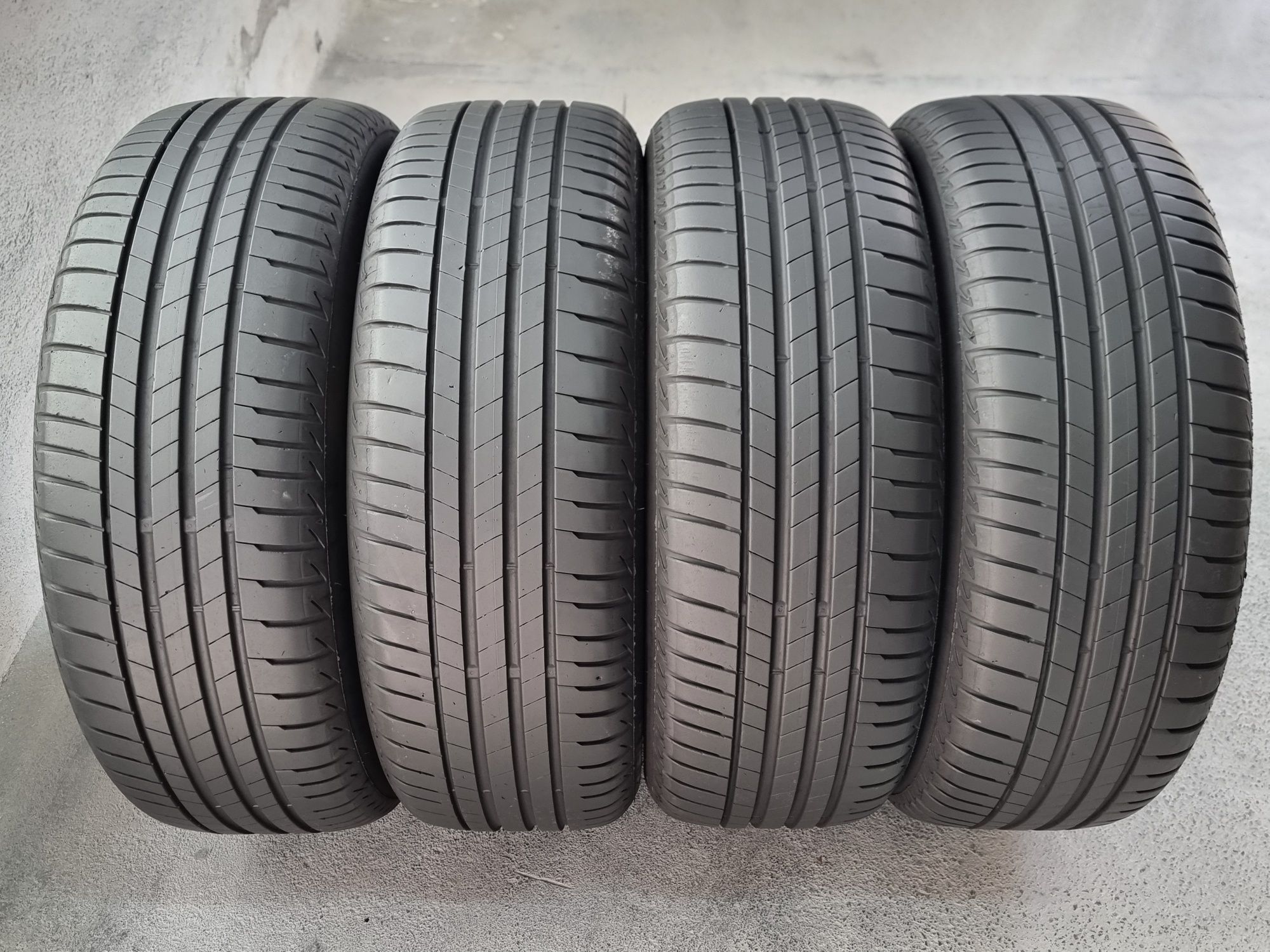 "Dot 21-22" 205/60/16 Bridgestone 4Броя: 330лв 6мм