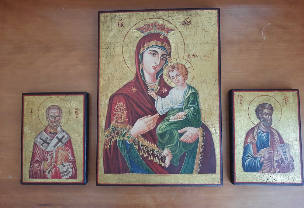Икони на Богородица, Свети Николай и Свети Петър
